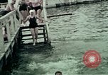 Image touristes nageant Carinthie Autriche, 1937, de la seconde 15 séquences d'archives historiques vidéo 65675074084