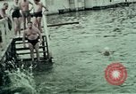Image touristes nageant Carinthie Autriche, 1937, de la seconde 25 séquences d'archives historiques vidéo 65675074084