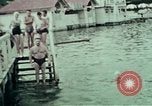 Image touristes nageant Carinthie Autriche, 1937, de la seconde 27 séquences d'archives historiques vidéo 65675074084