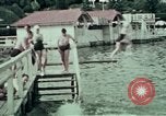 Image touristes nageant Carinthie Autriche, 1937, de la seconde 30 séquences d'archives historiques vidéo 65675074084