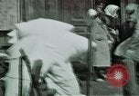 Image membres de la famille à la ferme Autriche, 1937, de la seconde 35 séquences d'archives historiques vidéo 65675074087