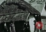 Image membres de la famille à la ferme Autriche, 1937, de la seconde 52 séquences d'archives historiques vidéo 65675074087
