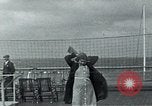 Image pont du navire Europe, 1937, de la seconde 17 séquences d'archives historiques vidéo 65675074088