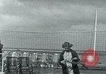 Image pont du navire Europe, 1937, de la seconde 20 séquences d'archives historiques vidéo 65675074088