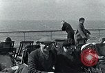 Image passagers sur le pont du navire de croisière Europe, 1937, de la seconde 12 séquences d'archives historiques vidéo 65675074089