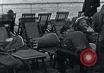 Image passagers sur le pont du navire de croisière Europe, 1937, de la seconde 36 séquences d'archives historiques vidéo 65675074089