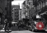 Image Mott Street et Pell dans Chinatown New York City USA, 1939, de la seconde 21 séquences d'archives historiques vidéo 65675074109