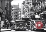 Image Mott Street et Pell dans Chinatown New York City USA, 1939, de la seconde 27 séquences d'archives historiques vidéo 65675074109