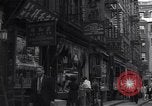 Image Mott Street et Pell dans Chinatown New York City USA, 1939, de la seconde 33 séquences d'archives historiques vidéo 65675074109