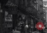 Image Mott Street et Pell dans Chinatown New York City USA, 1939, de la seconde 35 séquences d'archives historiques vidéo 65675074109