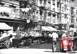 Image piétons New York United States USA, 1939, de la seconde 1 séquences d'archives historiques vidéo 65675074111