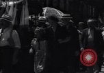 Image piétons New York United States USA, 1939, de la seconde 46 séquences d'archives historiques vidéo 65675074111