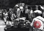 Image piétons New York United States USA, 1939, de la seconde 55 séquences d'archives historiques vidéo 65675074111