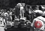 Image piétons New York United States USA, 1939, de la seconde 56 séquences d'archives historiques vidéo 65675074111