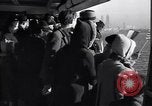 Image Réfugiés juifs fuyant l'Europe au début de la deuxième Guerre mondiale New York City USA, 1941, de la seconde 11 séquences d'archives historiques vidéo 65675074118