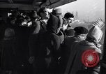 Image Réfugiés juifs fuyant l'Europe au début de la deuxième Guerre mondiale New York City USA, 1941, de la seconde 19 séquences d'archives historiques vidéo 65675074118