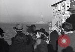 Image Réfugiés juifs fuyant l'Europe au début de la deuxième Guerre mondiale New York City USA, 1941, de la seconde 28 séquences d'archives historiques vidéo 65675074118