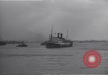 Standbild Juden die auf der SS Siboney aus Europa fliehen Jersey City New Jersey USA, 1941, aus Sekunde 4 historischem Filmmaterial Videoclip 65675074119