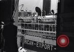 Standbild Juden die auf der SS Siboney aus Europa fliehen Jersey City New Jersey USA, 1941, aus Sekunde 60 historischem Filmmaterial Videoclip 65675074119