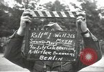 Standbild Sowjets Abschnitt Übertragen von Berlin nach US-Kontrolle Berlin Deutschland, 1945, aus Sekunde 3 historischem Filmmaterial Videoclip 65675074125