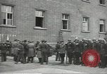 Standbild Sowjets Abschnitt Übertragen von Berlin nach US-Kontrolle Berlin Deutschland, 1945, aus Sekunde 13 historischem Filmmaterial Videoclip 65675074125
