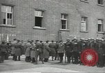 Standbild Sowjets Abschnitt Übertragen von Berlin nach US-Kontrolle Berlin Deutschland, 1945, aus Sekunde 15 historischem Filmmaterial Videoclip 65675074125
