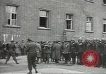 Standbild Sowjets Abschnitt Übertragen von Berlin nach US-Kontrolle Berlin Deutschland, 1945, aus Sekunde 22 historischem Filmmaterial Videoclip 65675074125
