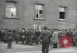 Standbild Sowjets Abschnitt Übertragen von Berlin nach US-Kontrolle Berlin Deutschland, 1945, aus Sekunde 26 historischem Filmmaterial Videoclip 65675074125