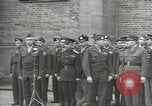 Standbild Sowjets Abschnitt Übertragen von Berlin nach US-Kontrolle Berlin Deutschland, 1945, aus Sekunde 45 historischem Filmmaterial Videoclip 65675074125