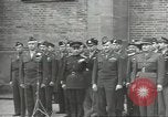 Standbild Sowjets Abschnitt Übertragen von Berlin nach US-Kontrolle Berlin Deutschland, 1945, aus Sekunde 51 historischem Filmmaterial Videoclip 65675074125