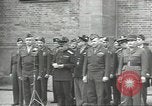Standbild Sowjets Abschnitt Übertragen von Berlin nach US-Kontrolle Berlin Deutschland, 1945, aus Sekunde 54 historischem Filmmaterial Videoclip 65675074125