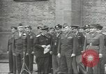 Standbild Sowjets Abschnitt Übertragen von Berlin nach US-Kontrolle Berlin Deutschland, 1945, aus Sekunde 58 historischem Filmmaterial Videoclip 65675074125
