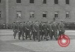 Standbild Omar Bradley Berlin Deutschland, 1945, aus Sekunde 12 historischem Filmmaterial Videoclip 65675074127
