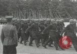 Standbild Omar Bradley Berlin Deutschland, 1945, aus Sekunde 35 historischem Filmmaterial Videoclip 65675074127