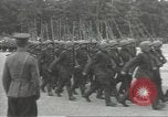 Standbild Omar Bradley Berlin Deutschland, 1945, aus Sekunde 36 historischem Filmmaterial Videoclip 65675074127