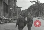 Standbild General Omar Bradley Berlin Deutschland, 1945, aus Sekunde 13 historischem Filmmaterial Videoclip 65675074128
