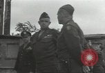 Standbild General Omar Bradley Berlin Deutschland, 1945, aus Sekunde 33 historischem Filmmaterial Videoclip 65675074128