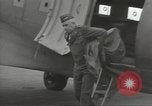 Standbild General Omar Bradley Berlin Deutschland, 1945, aus Sekunde 12 historischem Filmmaterial Videoclip 65675074129