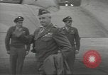 Standbild General Omar Bradley Berlin Deutschland, 1945, aus Sekunde 15 historischem Filmmaterial Videoclip 65675074129