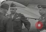 Standbild General Omar Bradley Berlin Deutschland, 1945, aus Sekunde 20 historischem Filmmaterial Videoclip 65675074129