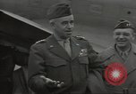 Standbild General Omar Bradley Berlin Deutschland, 1945, aus Sekunde 34 historischem Filmmaterial Videoclip 65675074129