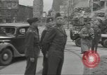 Standbild General Omar Bradley Berlin Deutschland, 1945, aus Sekunde 48 historischem Filmmaterial Videoclip 65675074129