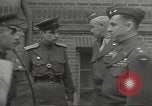 Standbild General Omar Bradley Berlin Deutschland, 1945, aus Sekunde 5 historischem Filmmaterial Videoclip 65675074130