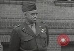 Standbild General Omar Bradley Berlin Deutschland, 1945, aus Sekunde 9 historischem Filmmaterial Videoclip 65675074130