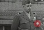 Standbild General Omar Bradley Berlin Deutschland, 1945, aus Sekunde 10 historischem Filmmaterial Videoclip 65675074130