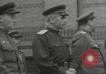 Standbild General Omar Bradley Berlin Deutschland, 1945, aus Sekunde 13 historischem Filmmaterial Videoclip 65675074130