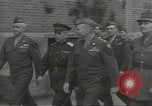 Standbild General Omar Bradley Berlin Deutschland, 1945, aus Sekunde 34 historischem Filmmaterial Videoclip 65675074130