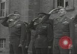 Standbild General Omar Bradley Berlin Deutschland, 1945, aus Sekunde 40 historischem Filmmaterial Videoclip 65675074130