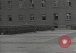 Standbild General Omar Bradley Berlin Deutschland, 1945, aus Sekunde 51 historischem Filmmaterial Videoclip 65675074130