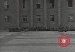 Standbild General Omar Bradley Berlin Deutschland, 1945, aus Sekunde 56 historischem Filmmaterial Videoclip 65675074130